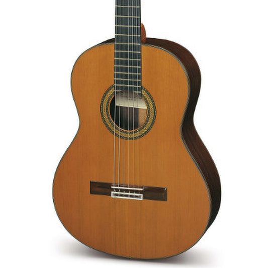 Cuenca Carmelo del Valle Flamenca Solid Spruce Top. Solid Cypress B&S. Ebony fingerboard. Pick-guard & case